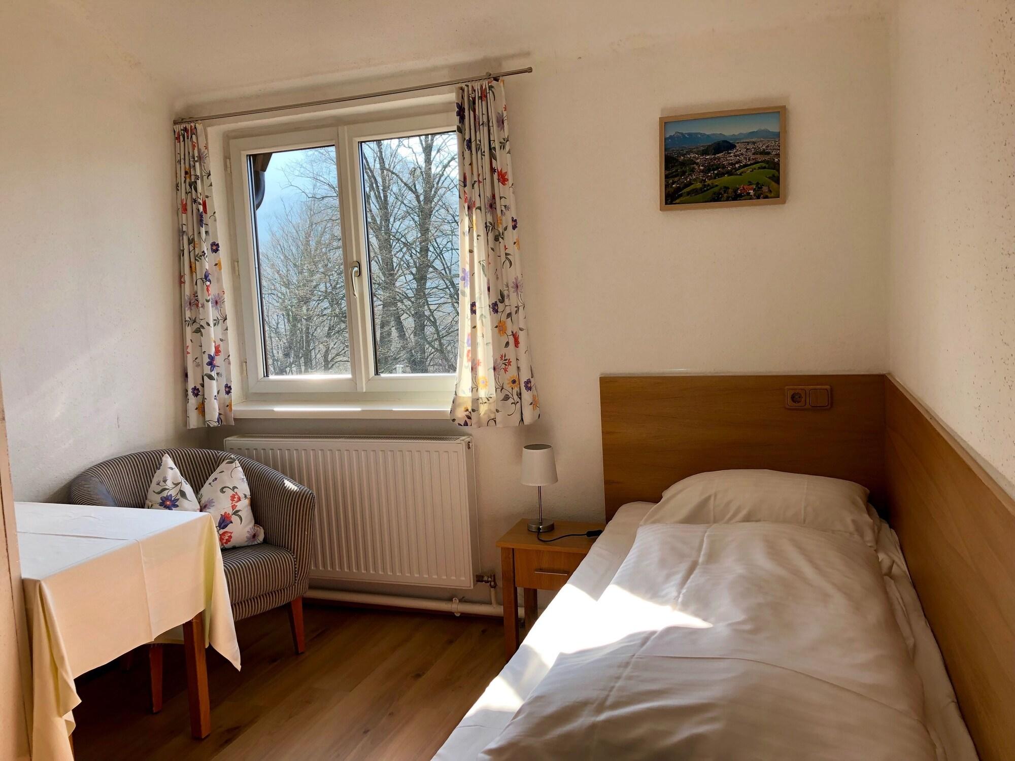 Schoene Aussicht Salzbourg
